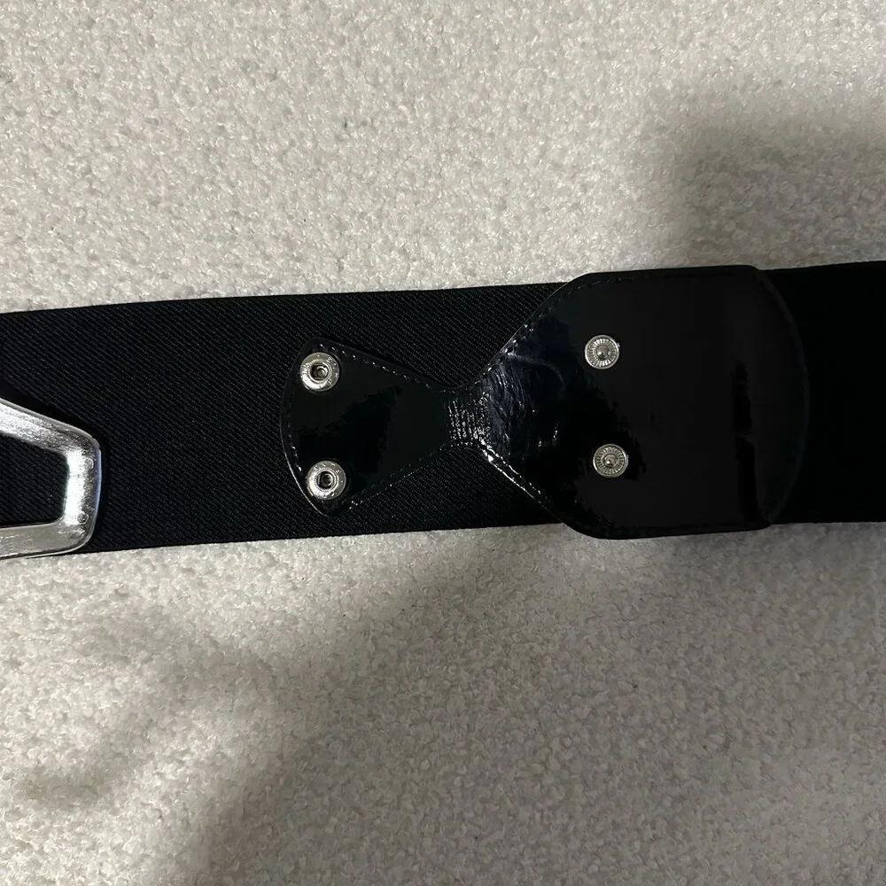 Women’s Black Button Clasp Belt With‎ Silver Buckle